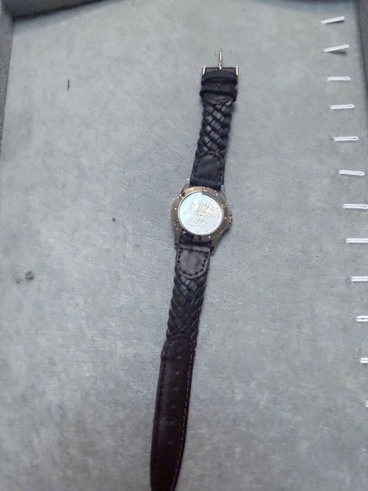 Disney Mickey Mouse All Time Favorites Special Edition Quartz Wristwatch AA#5 Disney Mickey Mouse All Time Favorites Special Edition Quartz Wristwatch AA#5