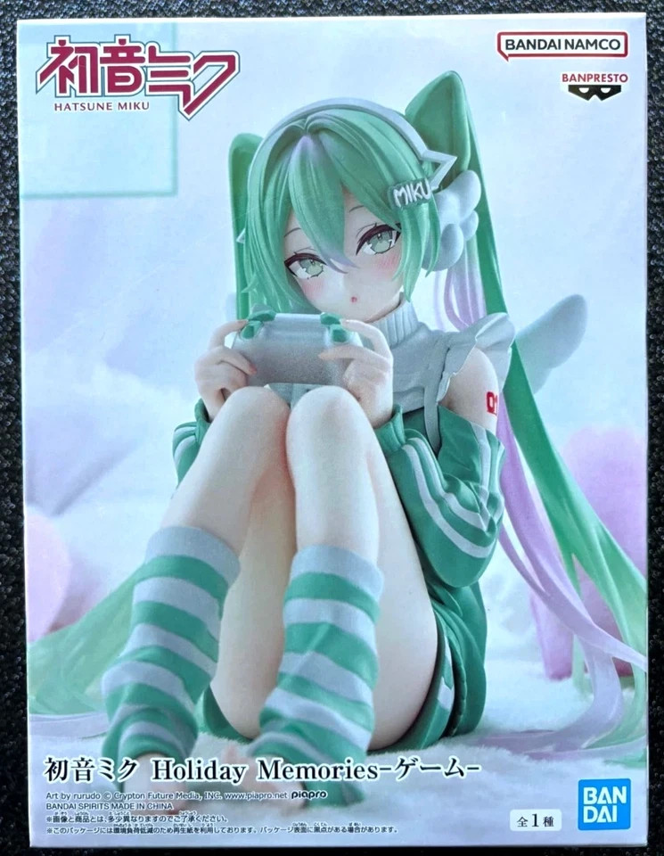 Hatsune Miku (Game) Holiday Memories Vocaloid Figure Banpresto Bandai Hatsune Miku (Game) Holiday Memories Vocaloid Figure Banpresto Bandai