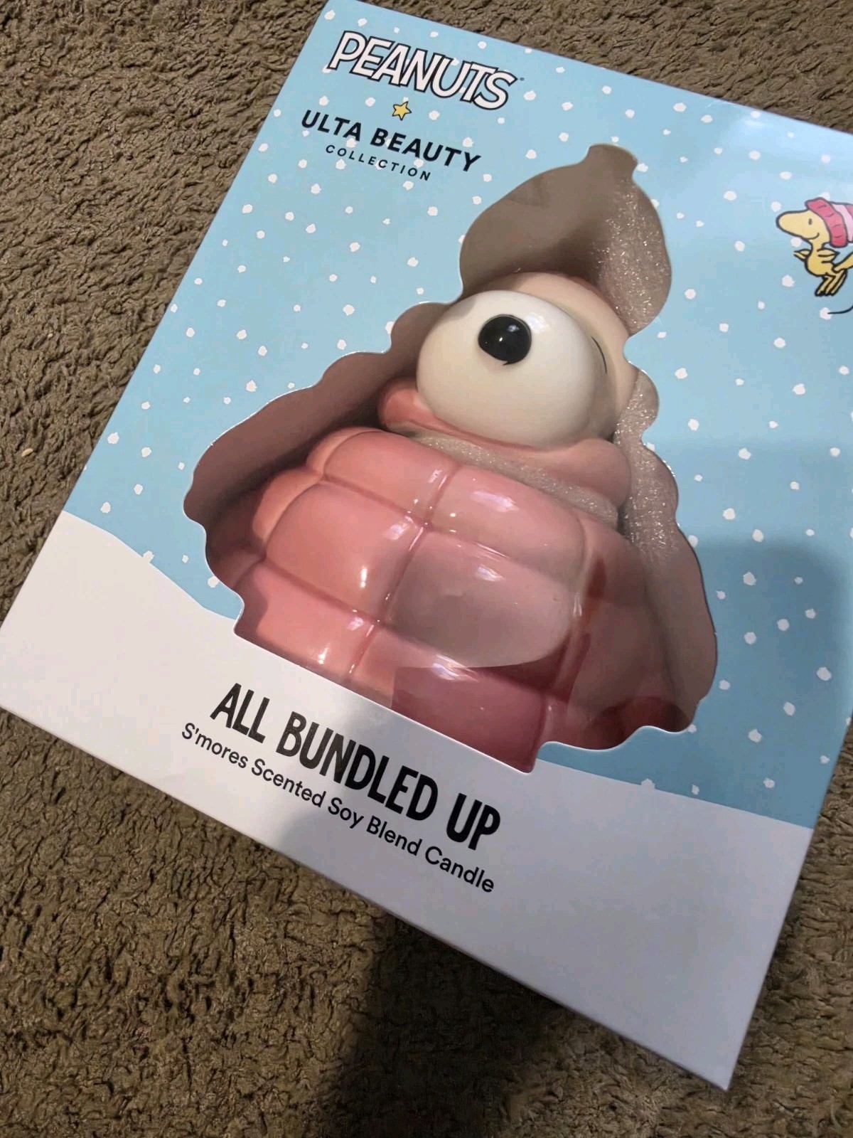 Peanuts Snoopy All Bundled Up s’mores Scented Candle Ulta Beauty Limited Edition