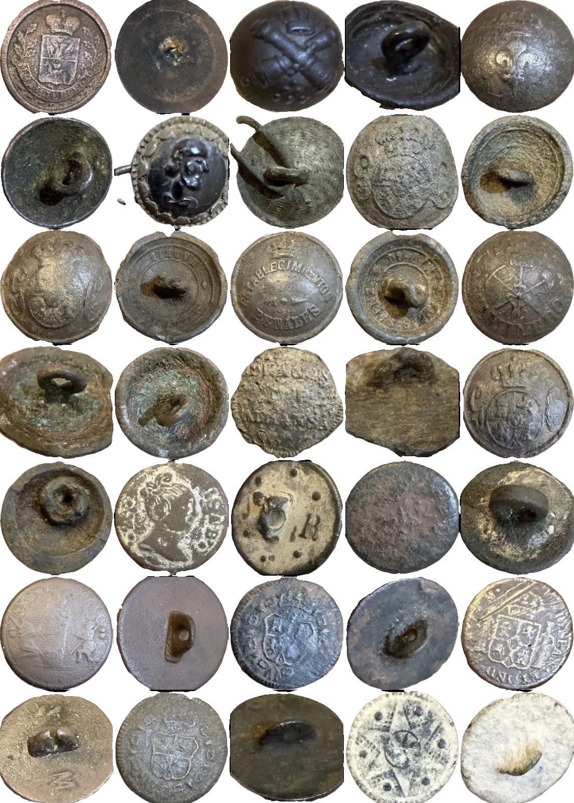 Historic Lot Of 17 European Military & Livery Buttons 1795-1918