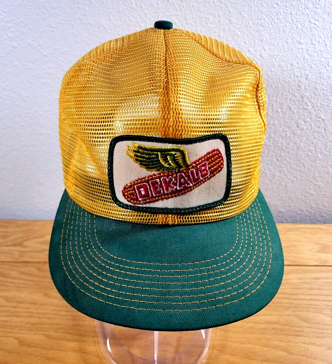 VINTAGE Dekalb Hat Cap Adult Gold Green K-Brand Snapback Patch Trucker Full Mesh