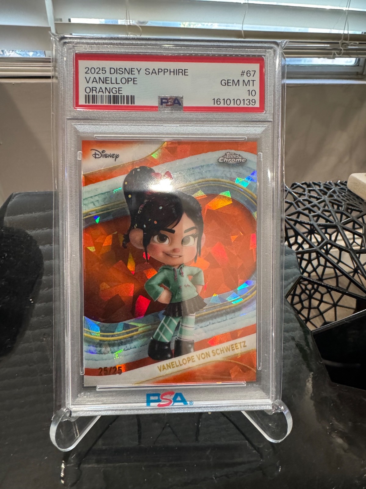 2025 TOPPS CHROME DISNEY SAPPHIRE VANELLOPE Orange 25/25 PSA GEM 10 Bookend💎