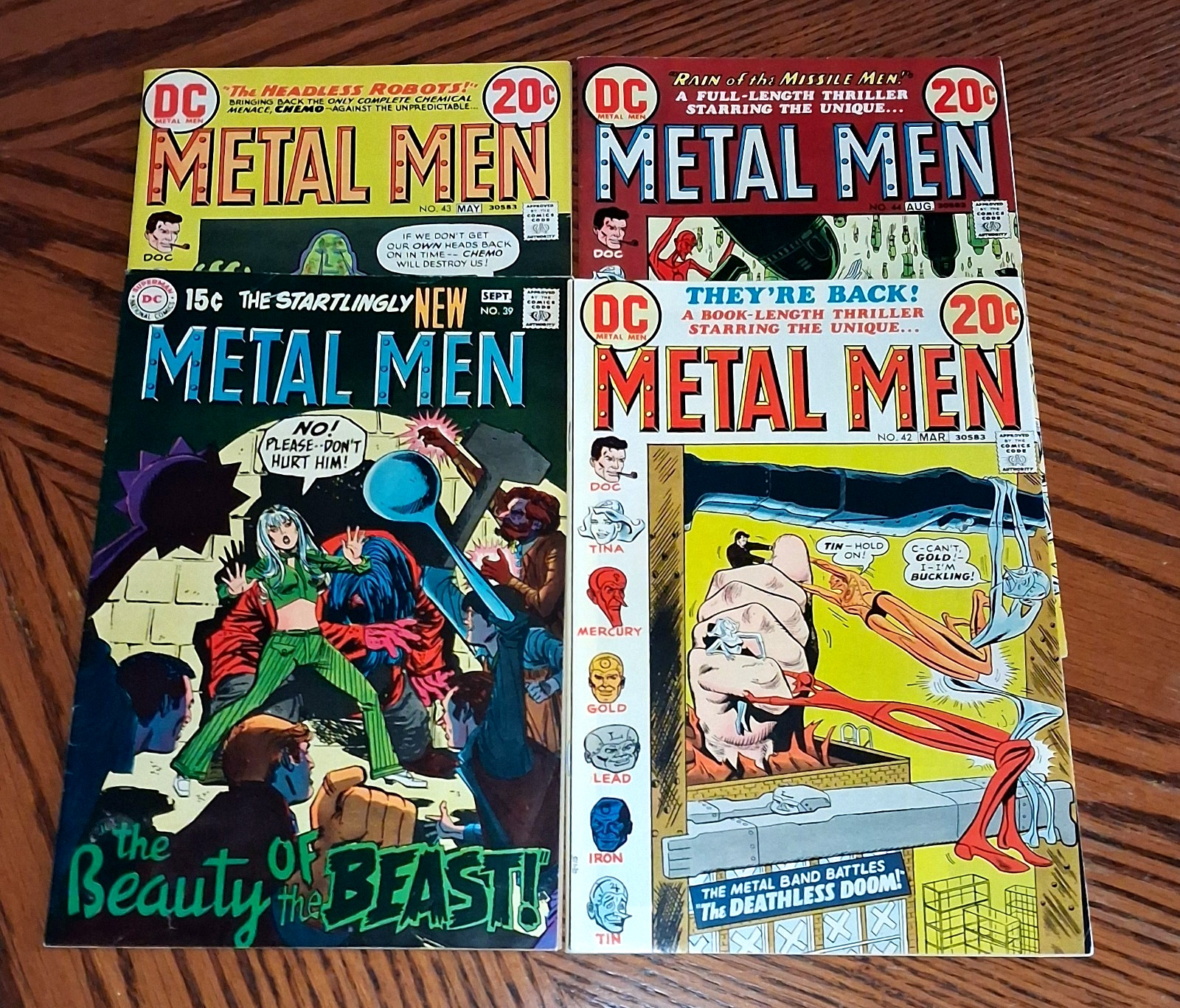 DC Comics Metal Men lot of 4. #39, #42, #43, #44. In great condition. DC Comics Metal Men lot of 4. #39, #42, #43, #44. In great condition.