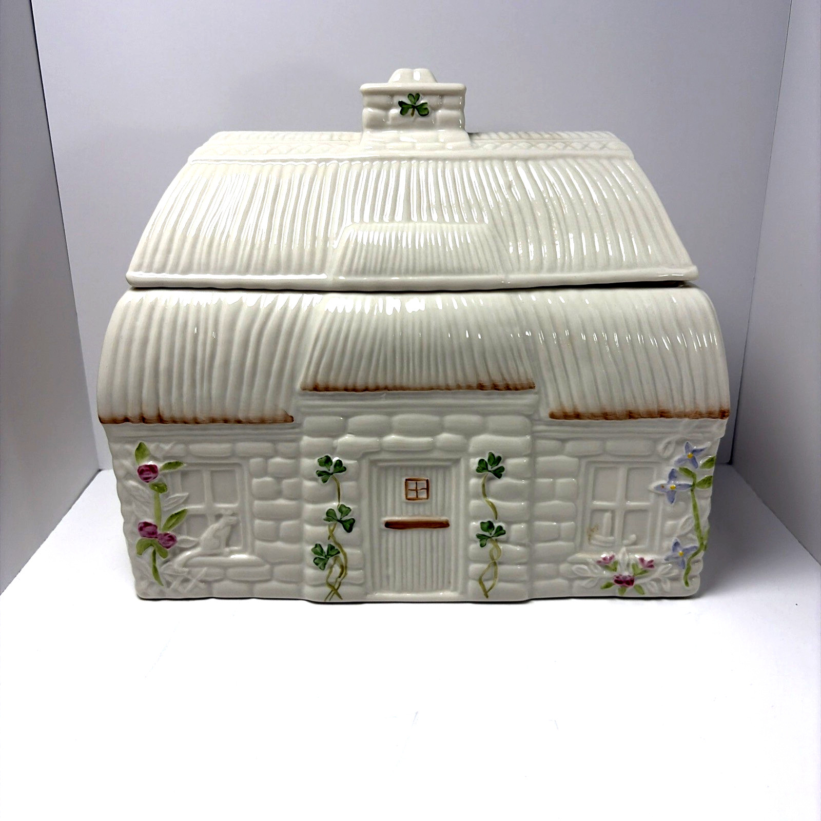 Belleek Cottage Cookie Jar 11th Anniversary Show *Rare* Vintage Irish Porcelain Belleek Cottage Cookie Jar 11th Anniversary Show *Rare* Vintage Irish Porcelain