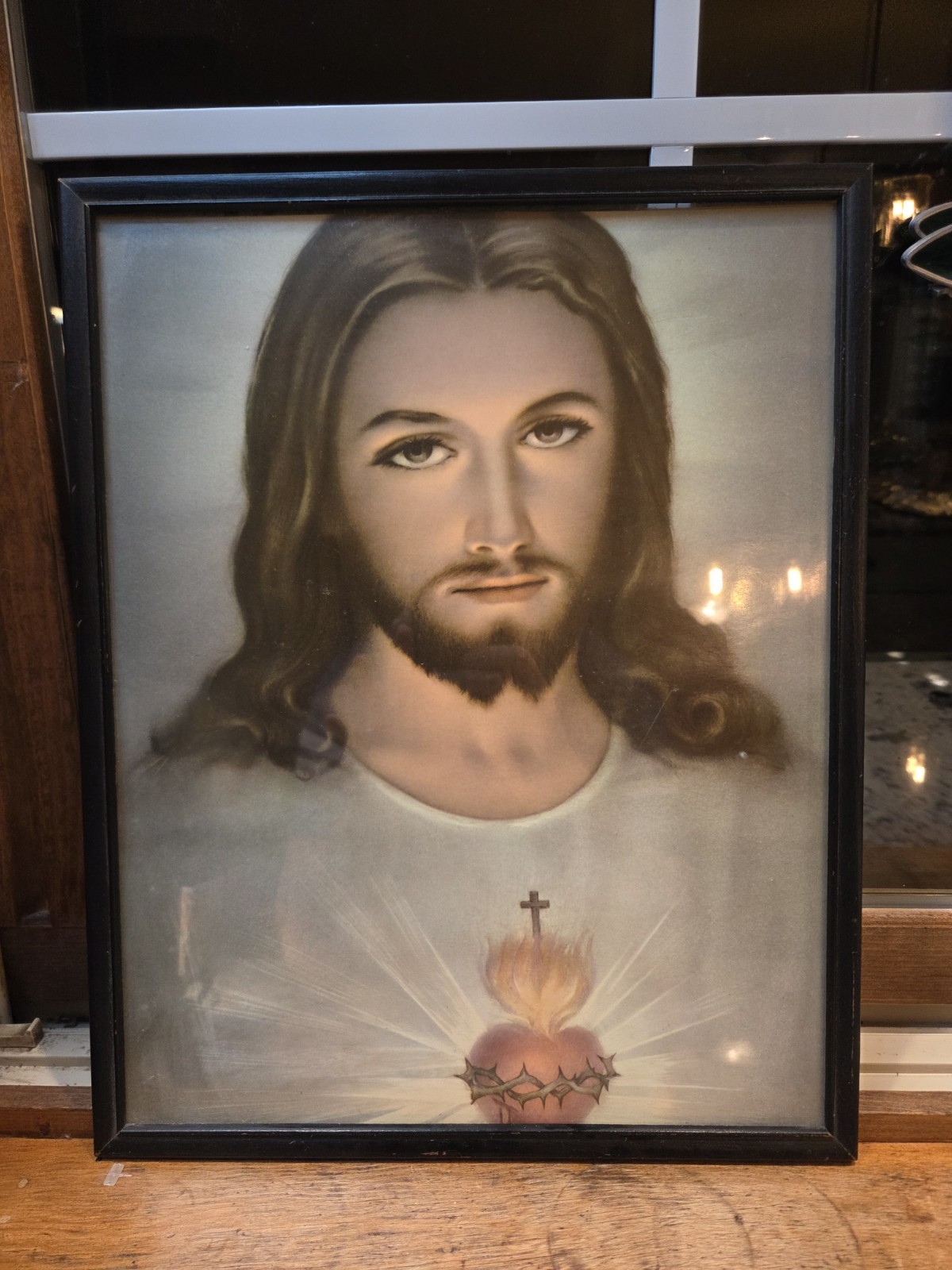 VTG Sacred Heart Of Jesus Realism Litho Wooden Frame 11.75x14.75.
