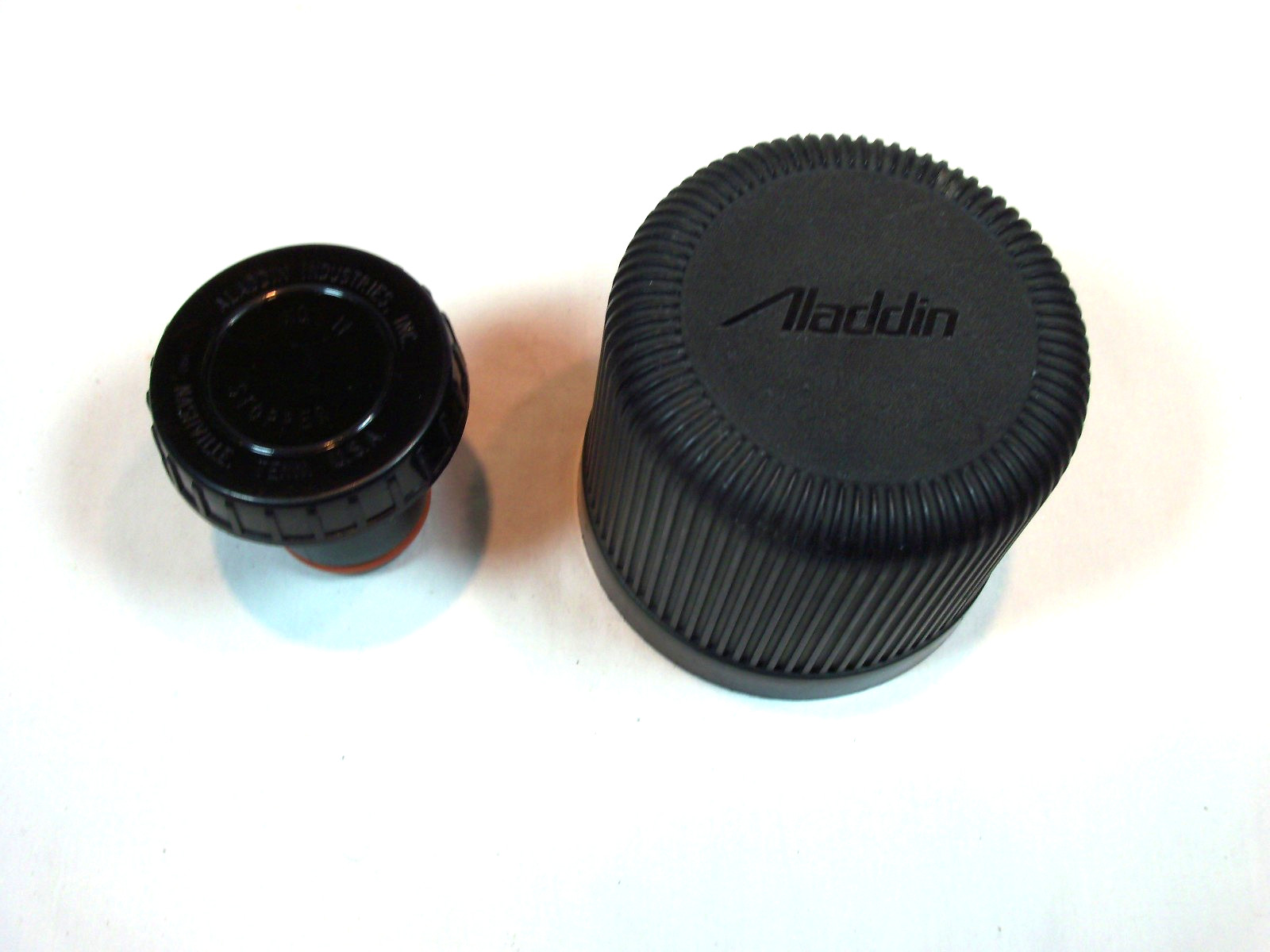 VTG Aladdin Thermos - 1 Qt Mod SB950H - Replacement No 110 CUP and No 11 Stopper
