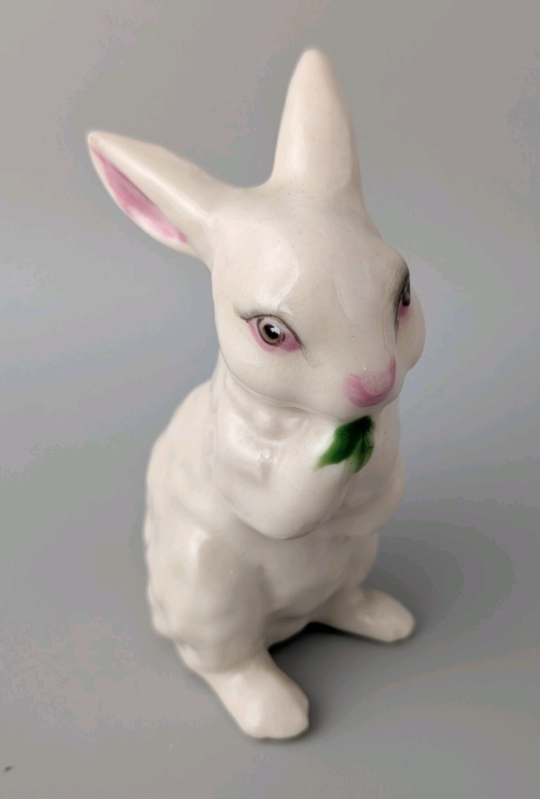 Vintage Bundoran China Bunny Rabbit – Irish Pottery Collectable Cyril Arnold 