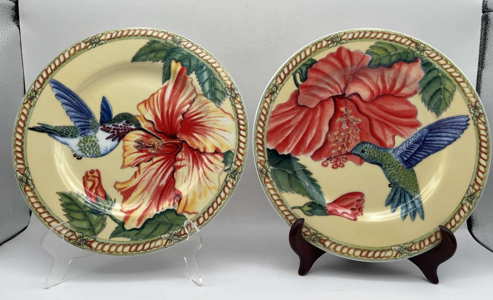 andrea by sadek Hummingbird Collection 3 Colorful plates