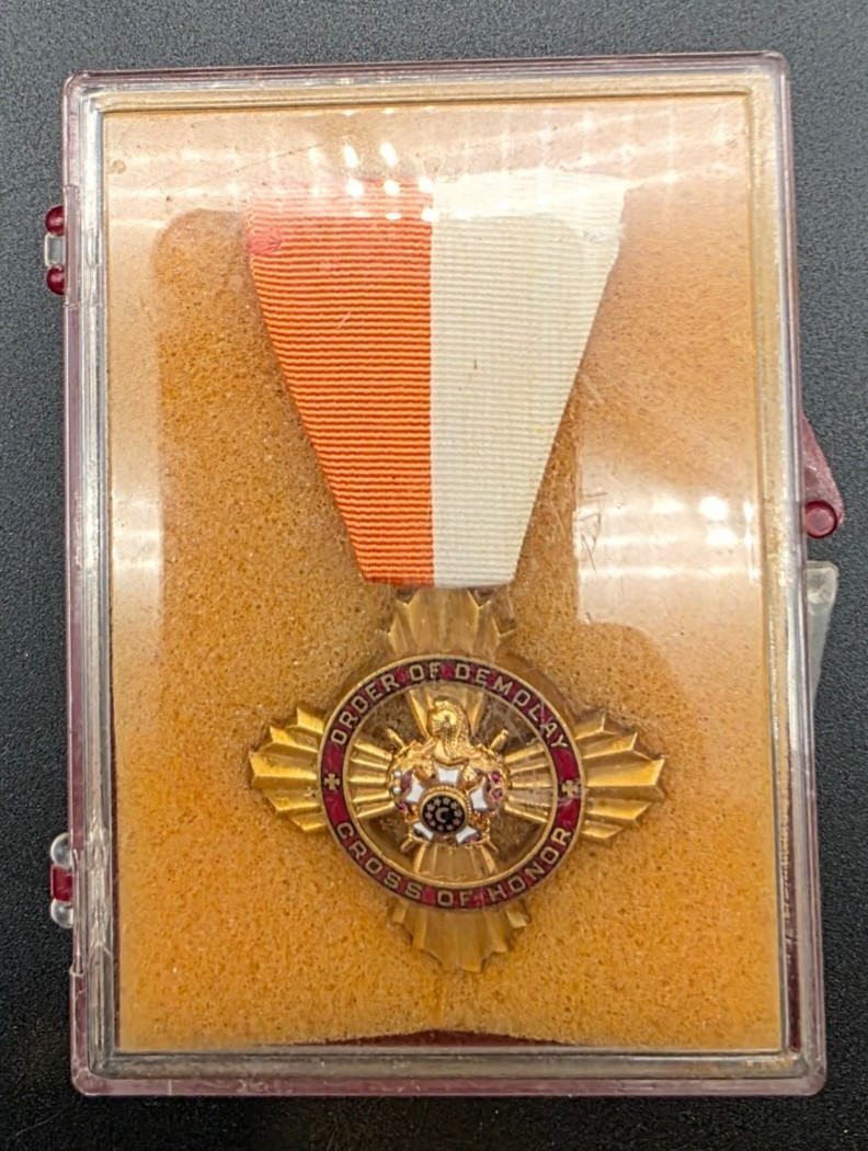 Vintage Order of Demolay Cross of Honor Medal with Ribbon M1 vtg