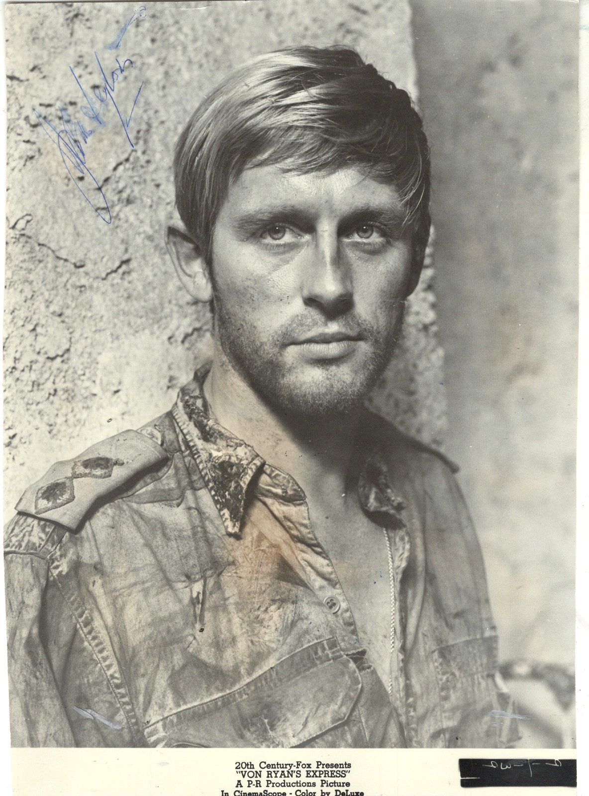 ENGLISH RETIRED ACTOR & SINGER JOHN LEYTON,  SIGNED VINTAGE PHOTO.