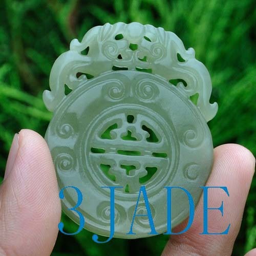 Natural Hetian Nephrite Jade Carving Pixiu Pendant