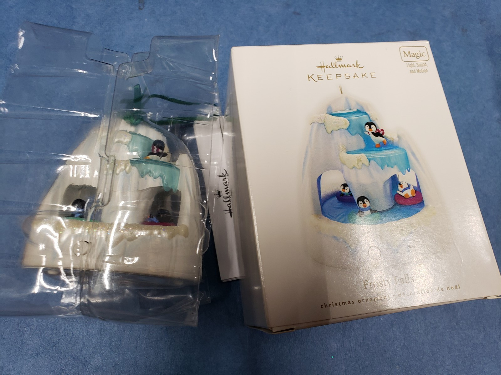 2010 Hallmark Frosty Falls Keepsake Ornament