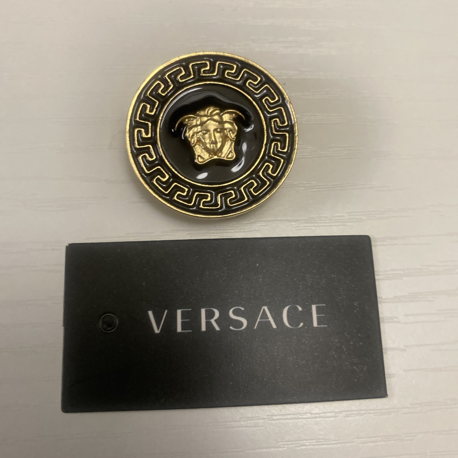 Luxury Elegant Fancy Versace Brooch Pin Luxury Elegant Fancy Versace Brooch Pin