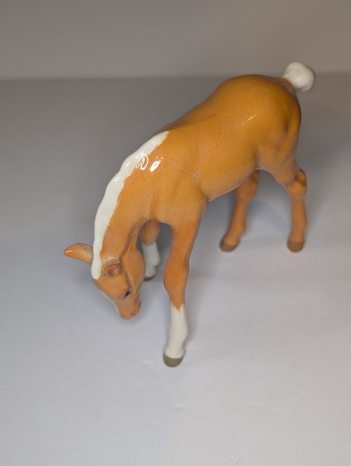 Beswick Palomino Grazing Foal Horse Model F946 2nd Version  Gloss