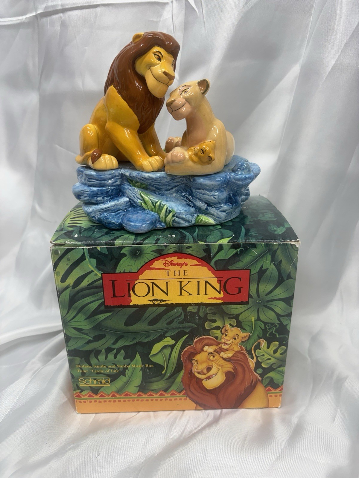 Schmid 1994 Disney The Lion King Music Box Circle of Life New In Box