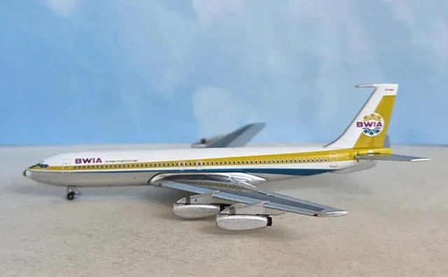 Aero Classics 1:400 Boeing 707-200 British West Indian Airways 9Y-TDQ AC411473