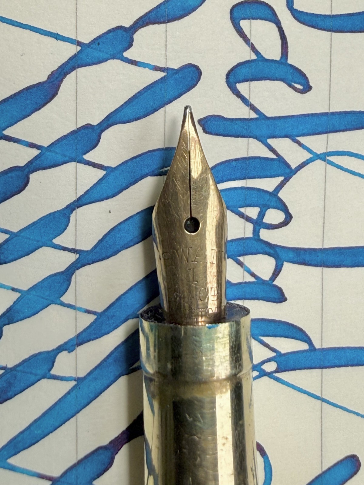 XF MABIE TODD SWAN  14K SOFT Wet Noodle nib (video)