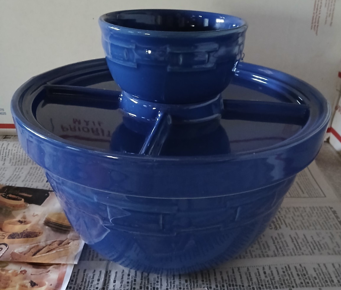 Longaberger Cornflower Blue - 8-in-1 Entertainer - Multi Serving Set NEW in box