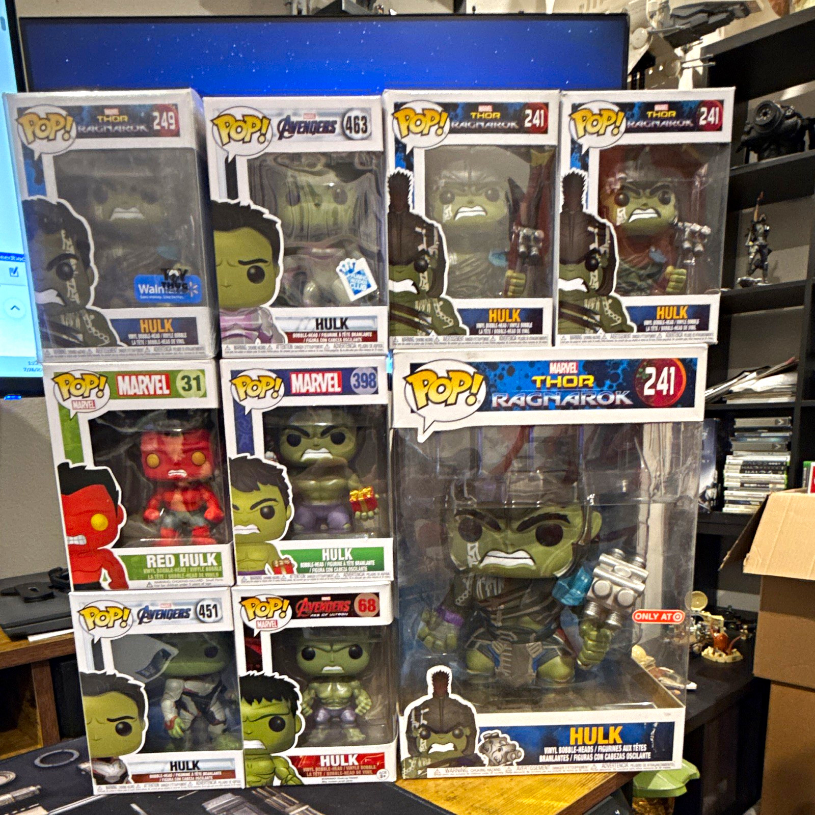 Funko POP Marvel Hulk & Red Hulk 7-Pack Lot Boxed Exclusive 241 249 31