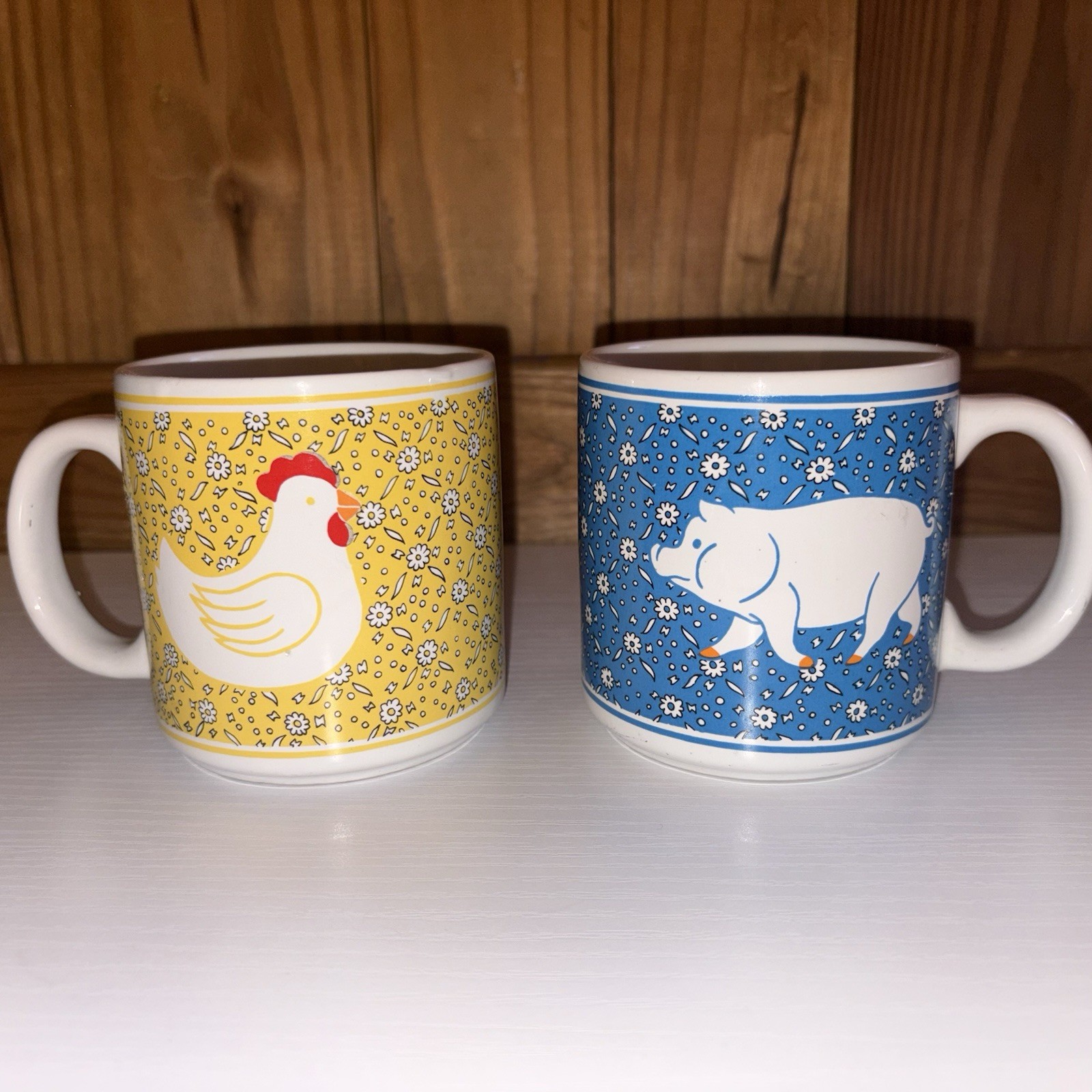 Calico Farm Vintage JSNY Taiwan Yellow Chicken Blue Pig Mugs Farmhouse Country