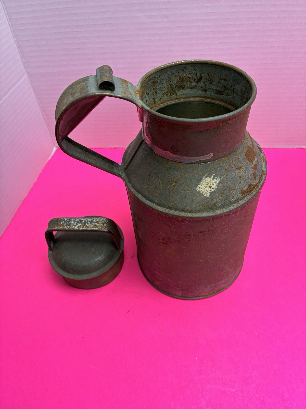 Vintage Antique Metal 2 Quart Cream Milk Can w Handle & Lid
