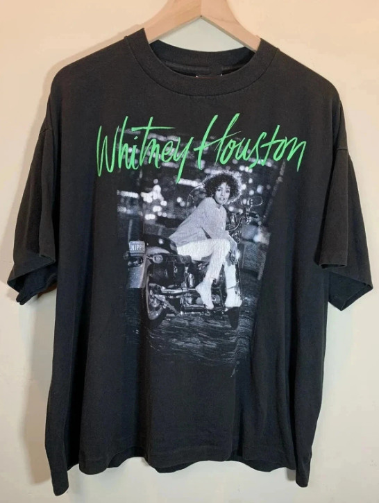 Vintage Whitney Houston Short Sleeve Black full size tshirt Unisex SEG_923