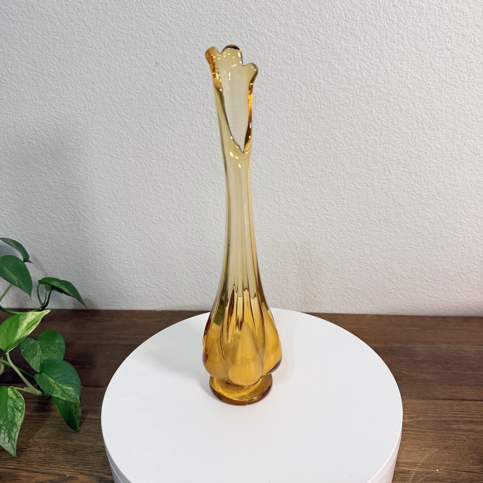 Vintage VIKING Glass 6 PETAL Footed Honey Amber  And White Swung Vase
