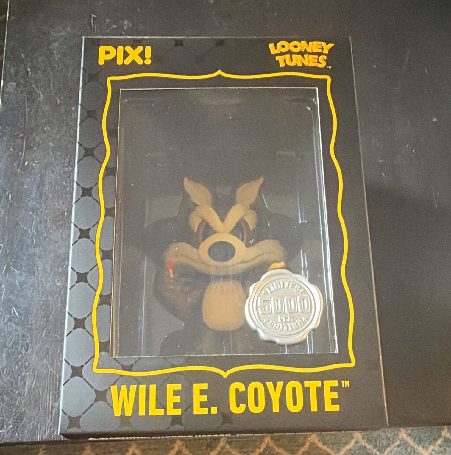 Thrilljoy Pix Looney Tunes Wile E. Coyote Figure Limited Edition 5000
