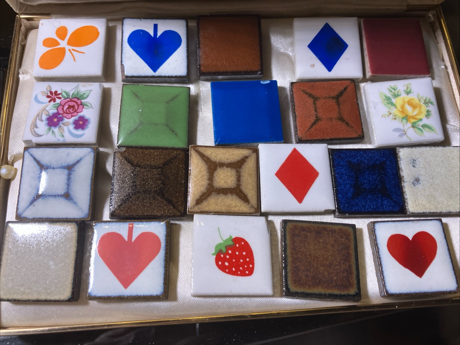 Miniature Ceramic tiles  Lot Of 21 Tiles Artisan Hand Painted   1:12