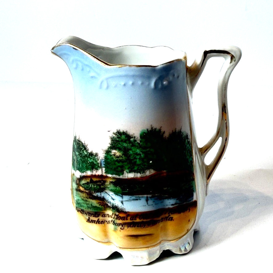 OLD FORT MALDEN ONTARIO CANADA Souvenir ANTIQUE CHINA TRINKET CREAMER