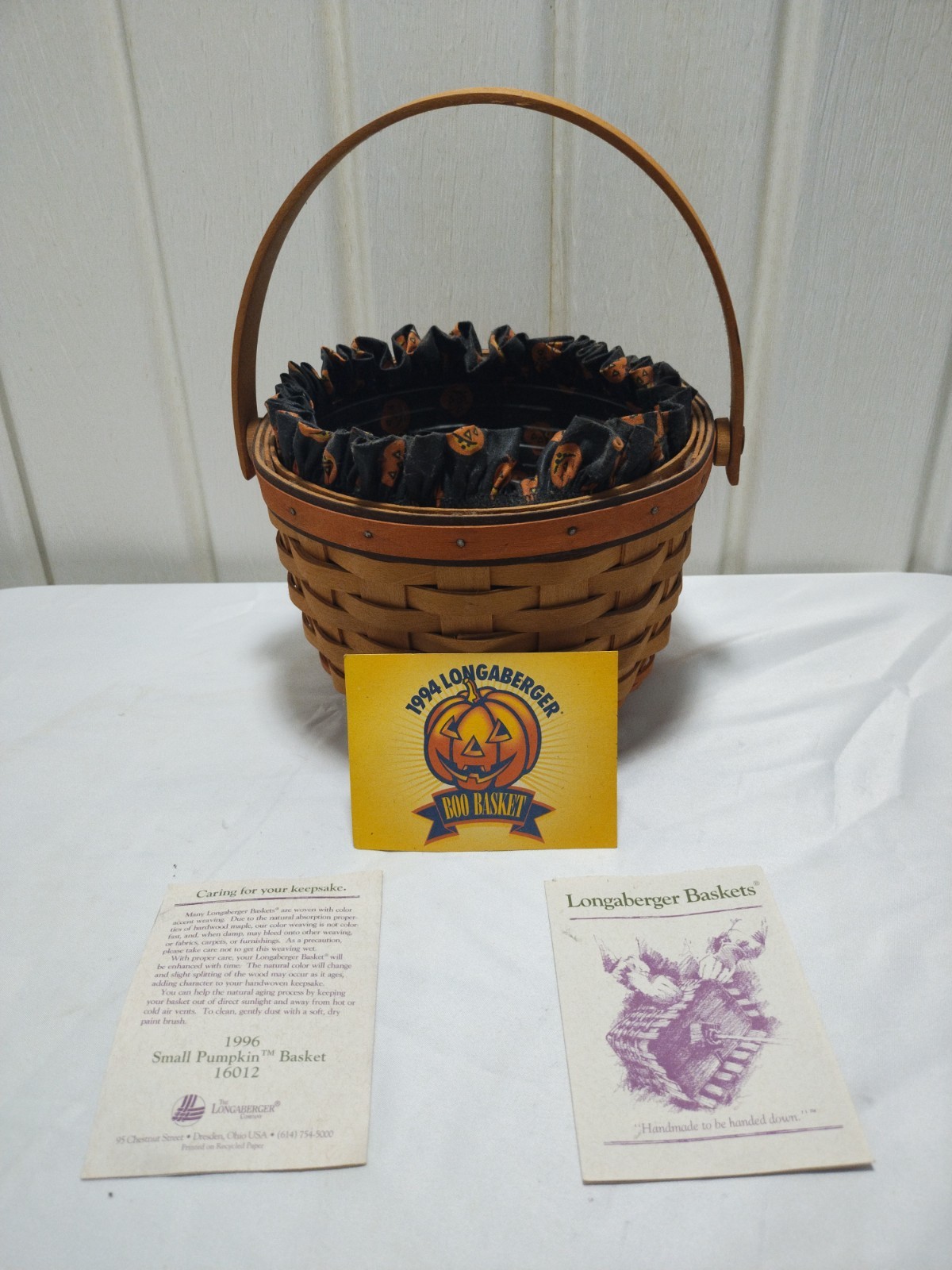 Vtg Longaberger Vintage 1996 Halloween Pumpkin Basket w/Liner Swing Handle