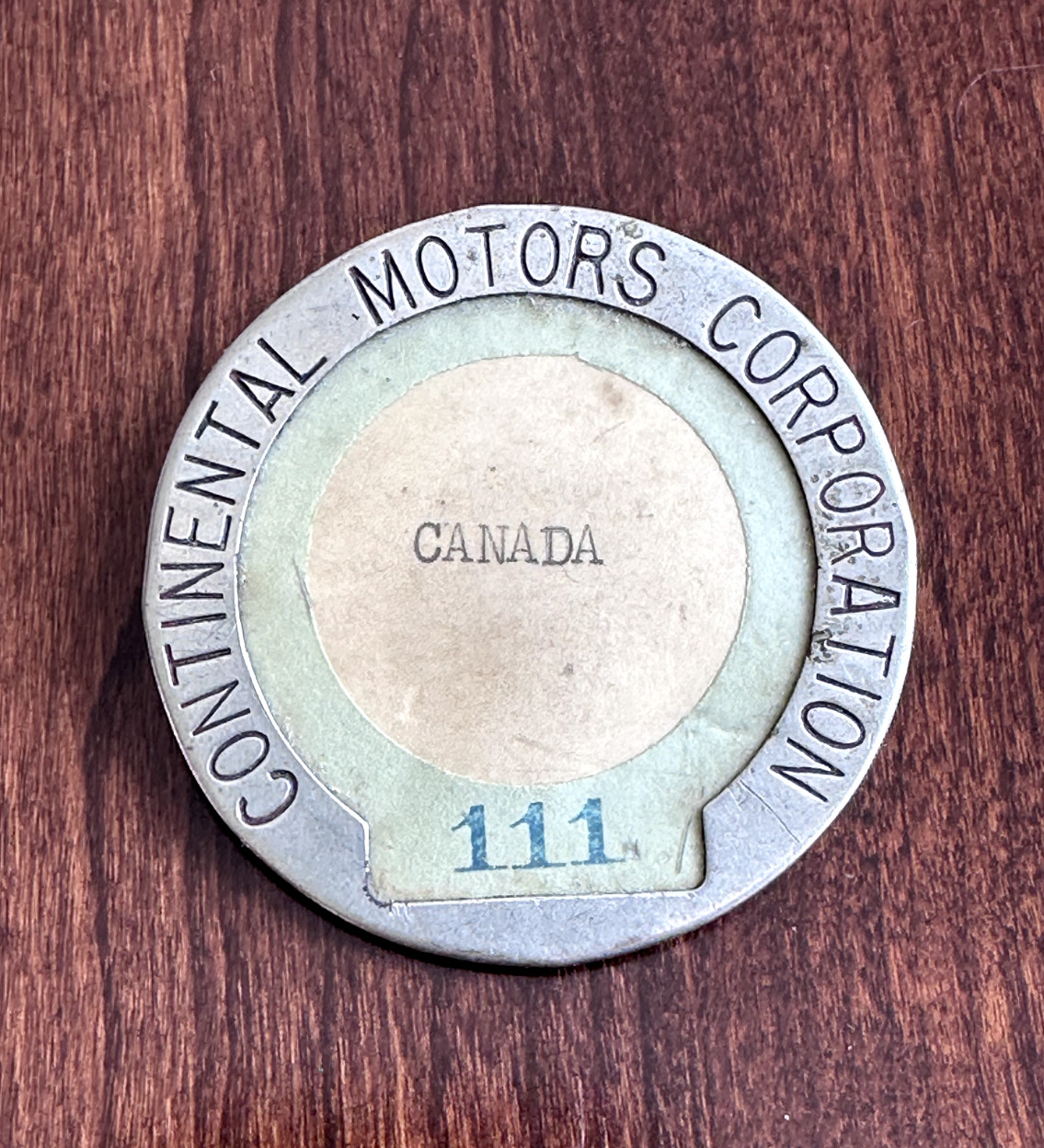 ORIGINAL VINTAGE CONTINENTAL MOTORS CORPORATION CANADA EMPLOYEE BADGE E51