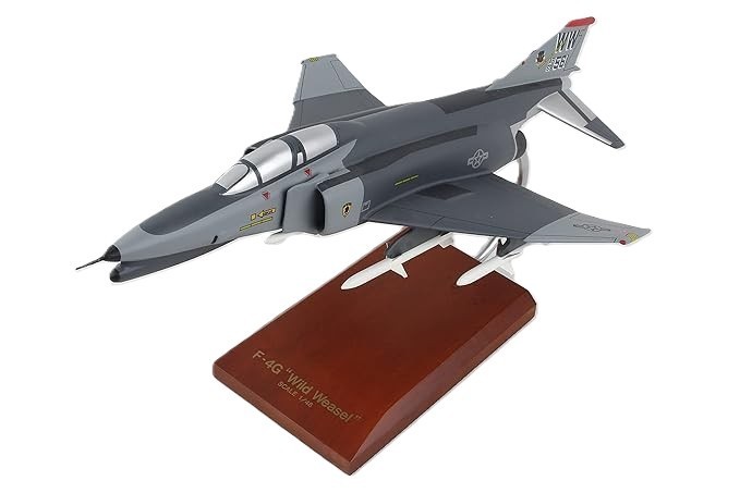 USAF McDonnell Douglas F-4G Wild Weasel Misawa AB JP Desk Model 1/48 SC Airplane