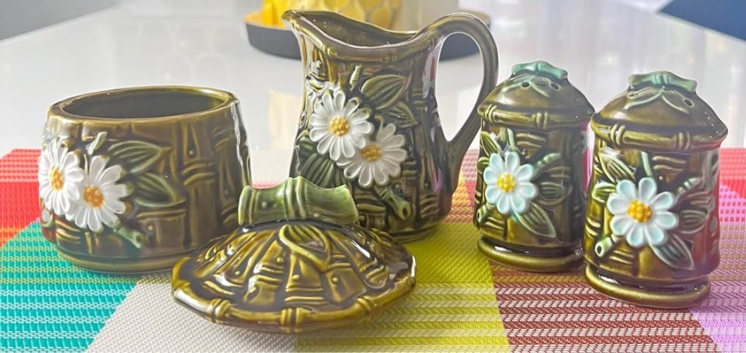 VTG Flambro Ceramic Sugar Dish Lid Creamer Salt & Pepper Shakers 1960's Japan