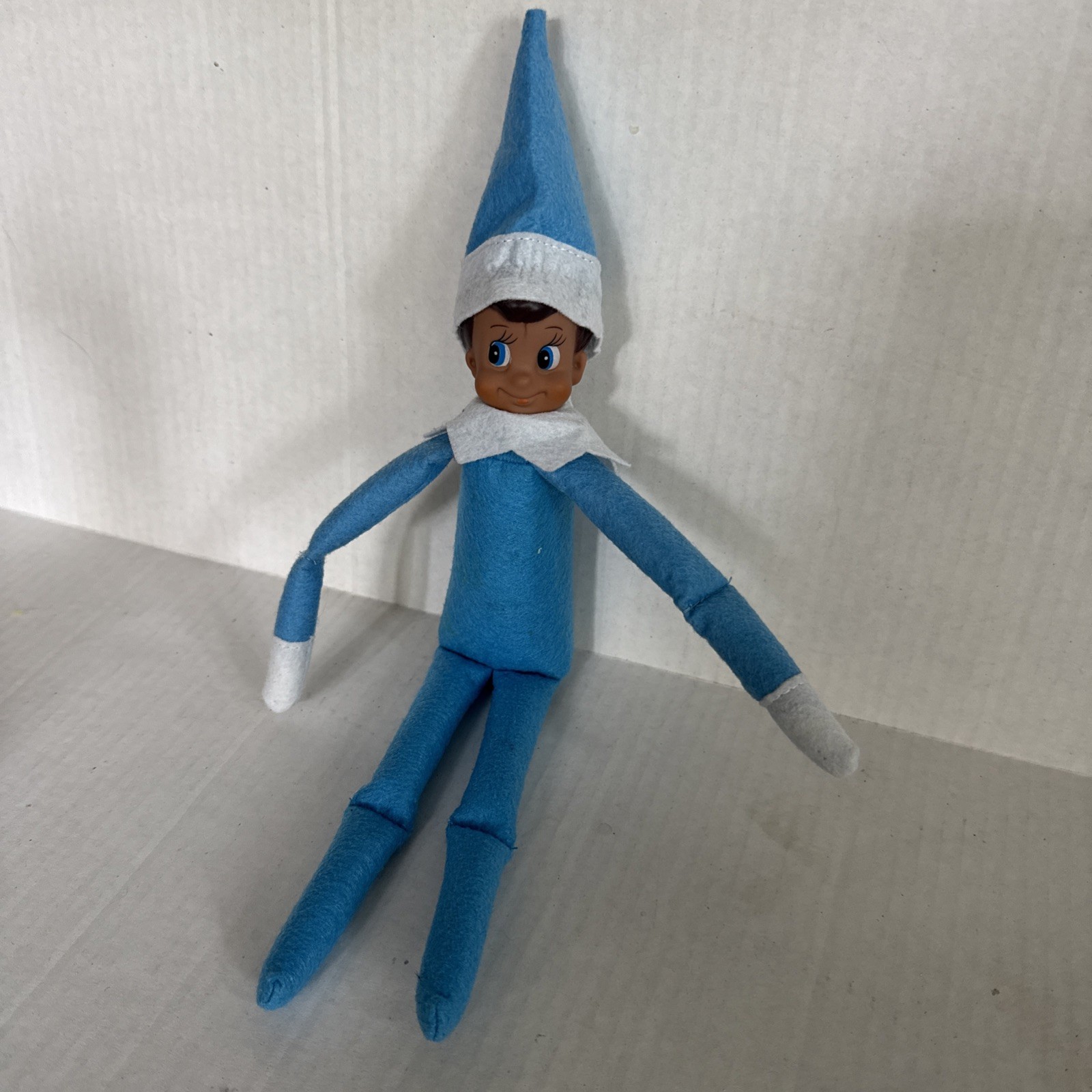 The Elf On The Shelf Blue/White Body & Hat Christmas Tradition Doll The Elf On The Shelf Blue/White Body & Hat Christmas Tradition Doll
