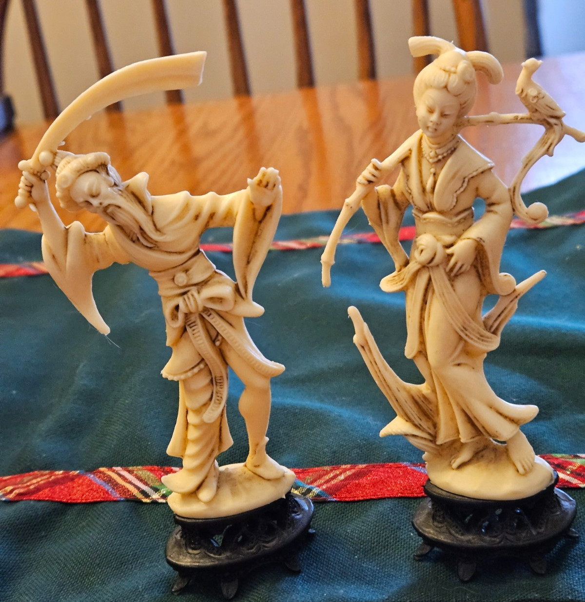 Vintage Norleans Asian Carved Sculpture Figurines Resin, Made in Italy  Lot of 2