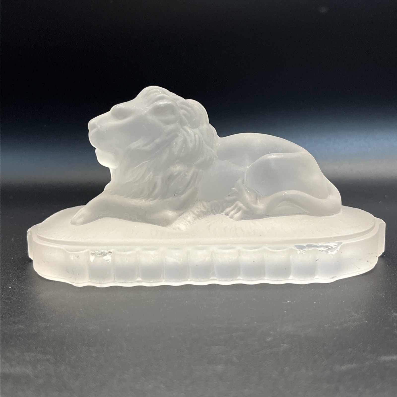 RARE Antique 1876 Gillinder & Sons Frosted Glass Lion Paperweight Centennial Exp