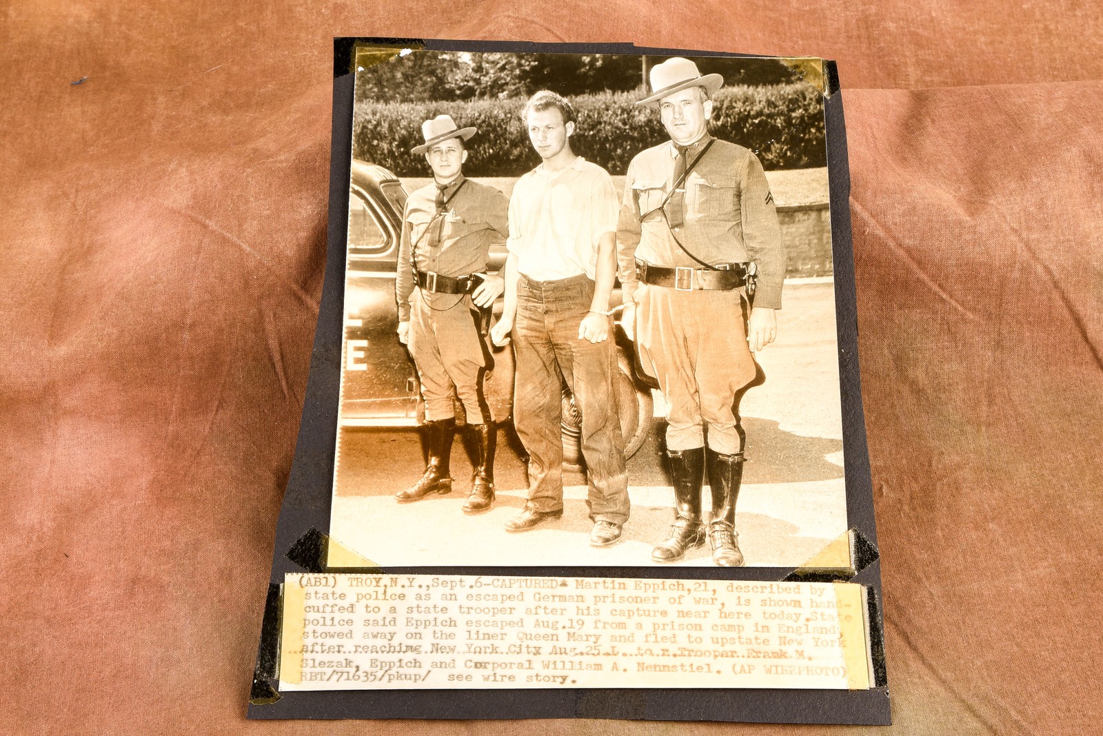 Escaped German POW Martin Eppich Captured NY 7¼x8¾ 1947 AP Wire Photo V37