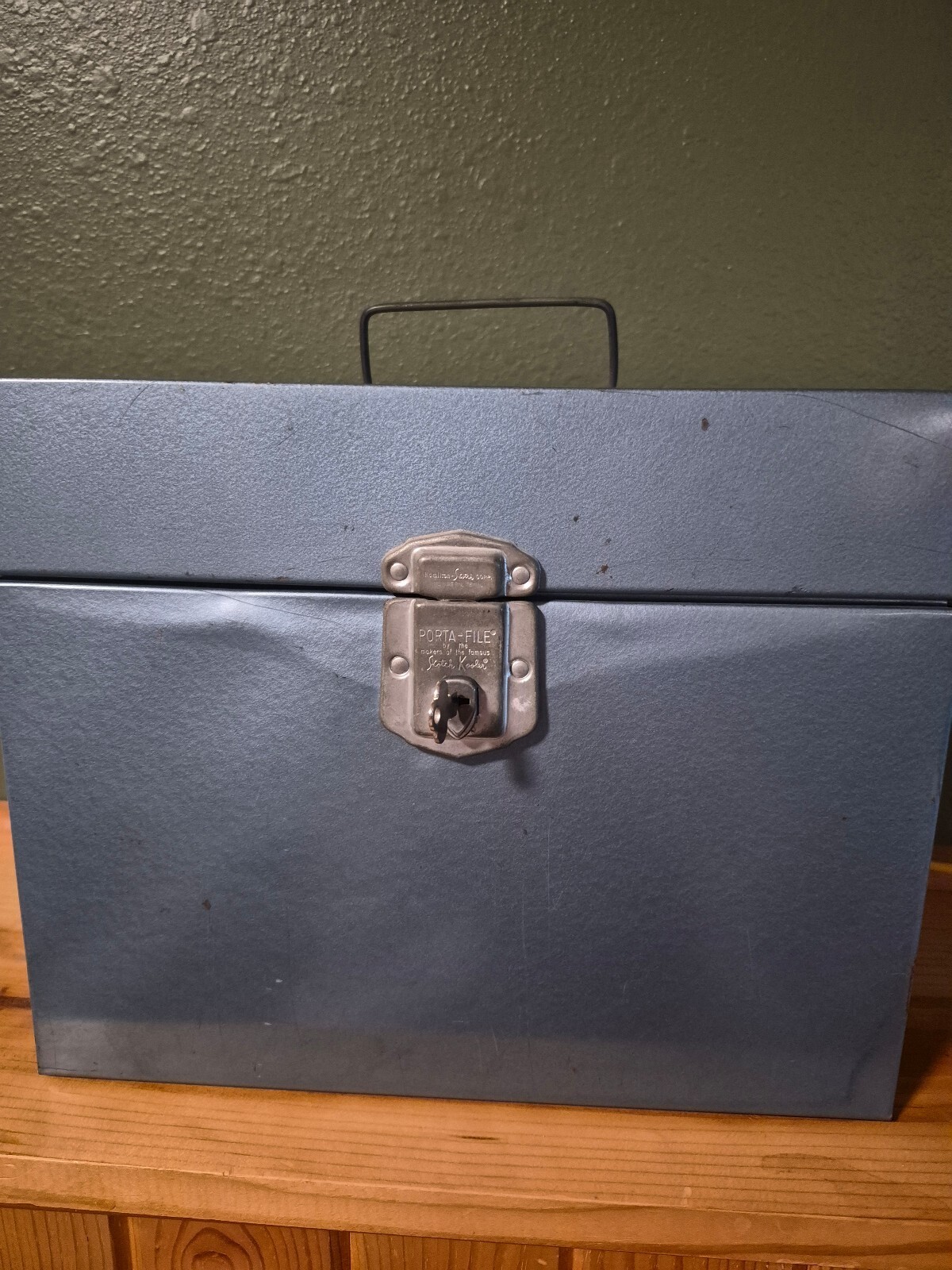 Vintage Hamilton Porta-File Metal Locking File Box Gray Blue Carry Handle Key