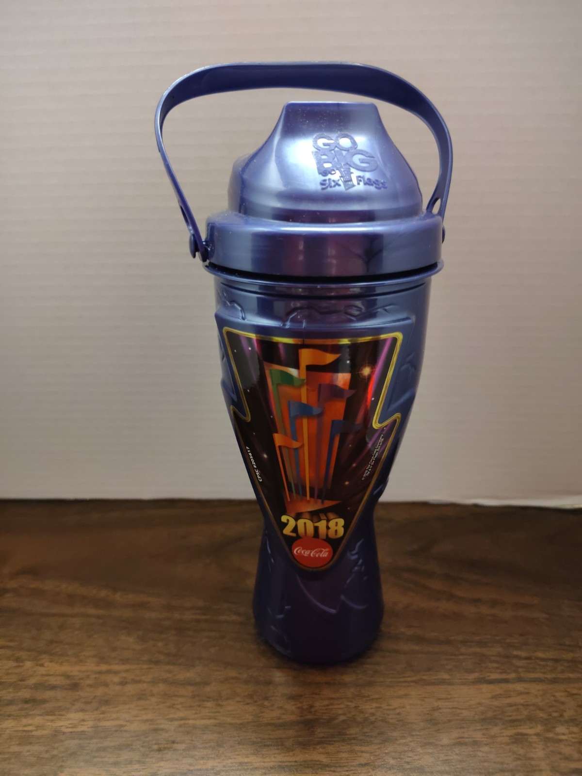 2018 Six Flags Coca-Cola Collectible Refillable Cup Purple w Straw Lid Handle