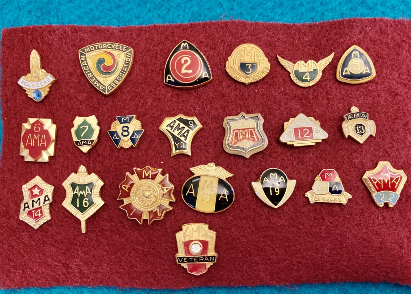 21 Vtg AMA pins Founders Veteran 2-9, 11-14, 16-19, 21-22 Motorcycle Assn ROC 21 Vtg AMA pins Founders Veteran 2-9, 11-14, 16-19, 21-22 Motorcycle Assn ROC