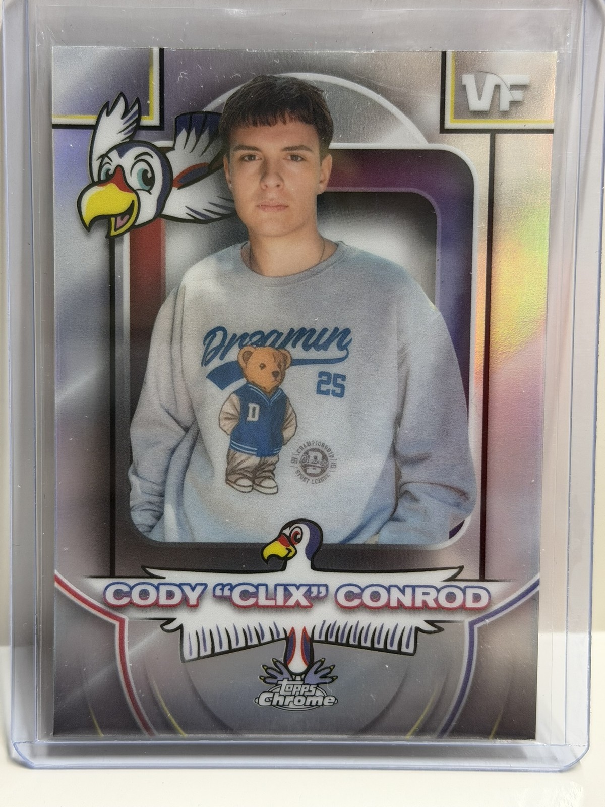 2024 Esports Topps Chrome VeeFriends Cody Clix Conrod Refractor Card CC-CL
