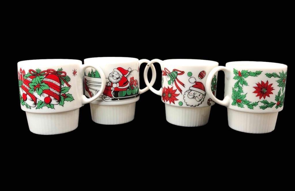 Vintage Set of 4 Trimont Ware Japan Christmas Holiday Stacking Mugs Santa 1970s