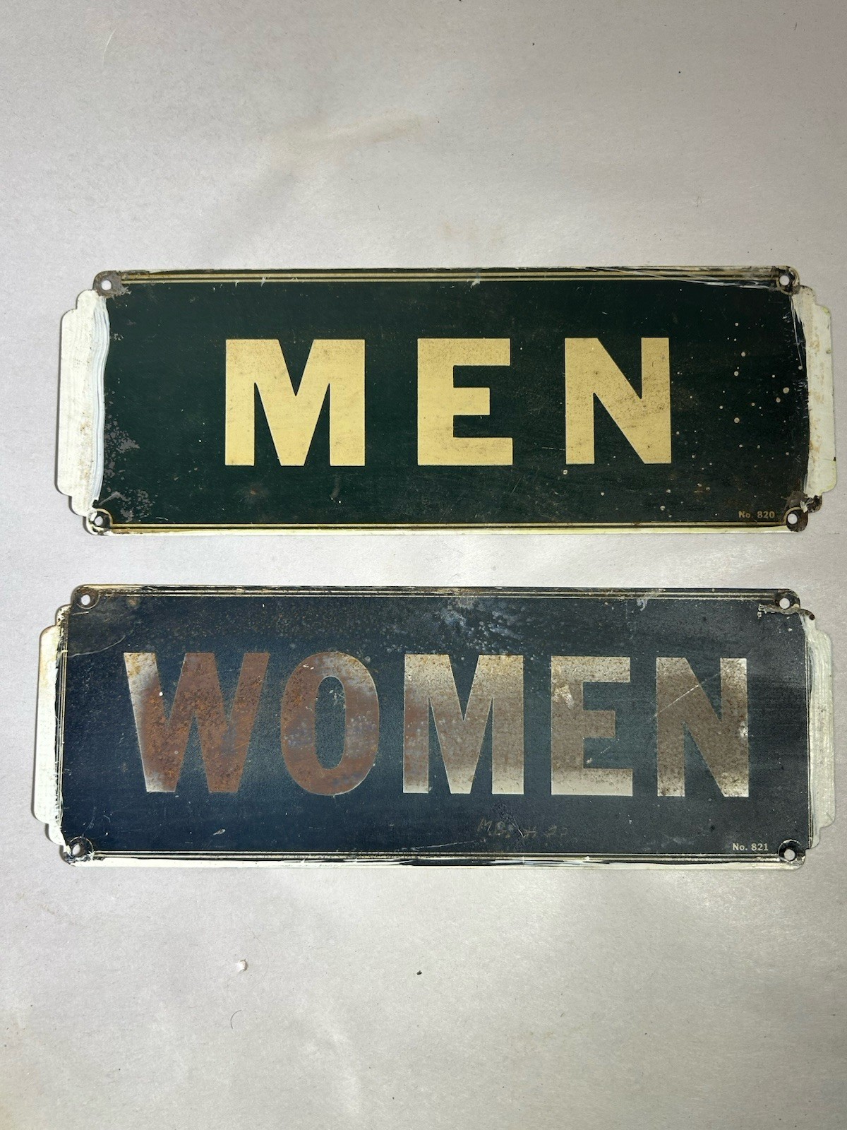 Vintage Men Women Restroom Sign Art Deco Gas Station Advertising Tin Sign