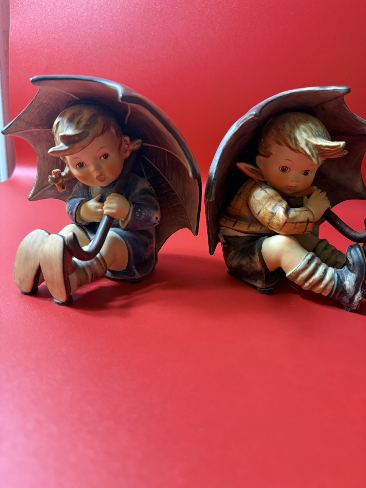 Rare Authentic SignedHummel 5” Umbrella Boy & Girl Set Of 2 Rare Authentic SignedHummel 5” Umbrella Boy & Girl Set Of 2
