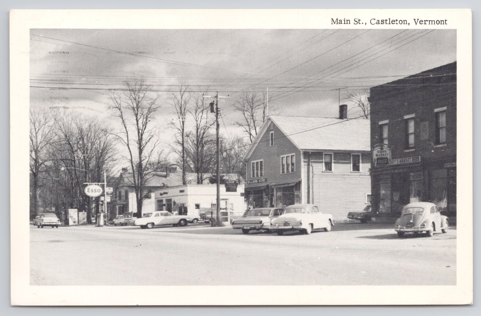 1935 Coca Cola Coke Esso Gas Main Street, Castleton, Vermont VT Postcard a22840