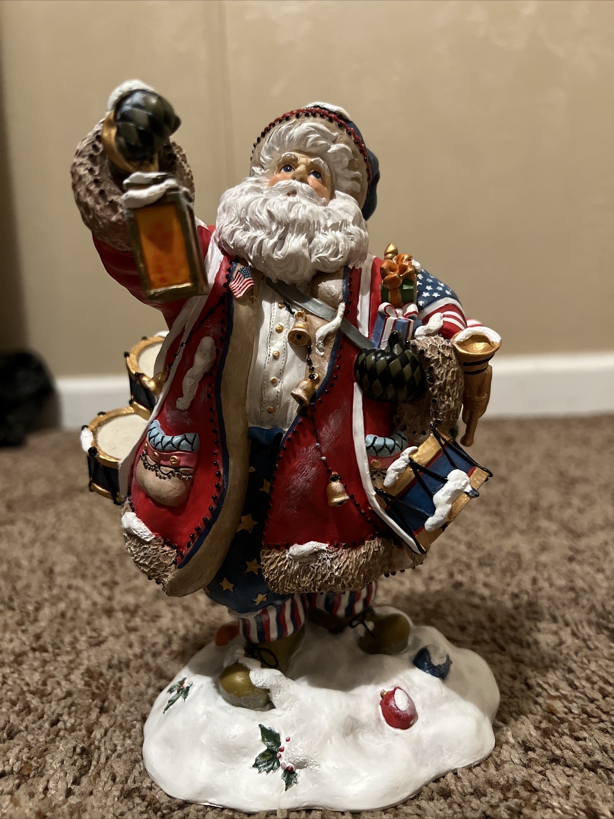 American FLAG Wielding Santa  “Let Freedom Shine” Santa Clause FIGURINE #33503