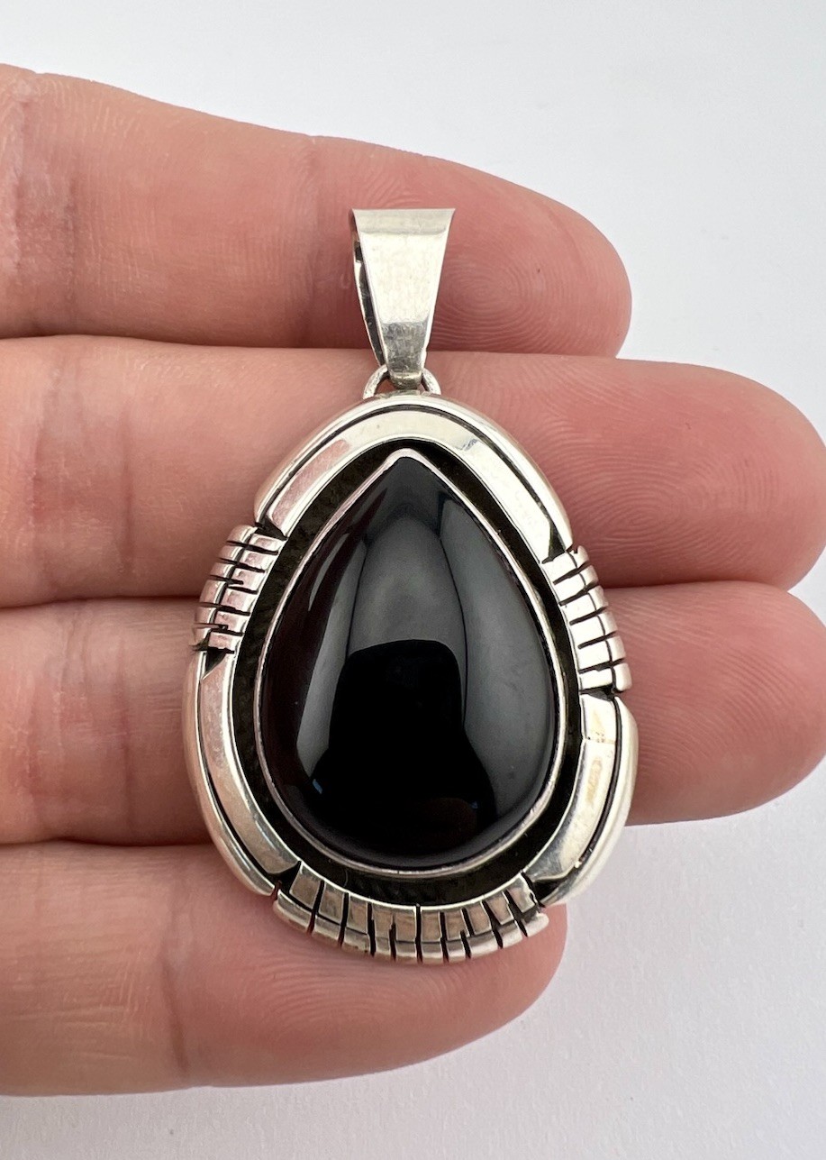 Vintage Navajo Sterling Silver Onyx Double Stack Teardrop Pendant 2