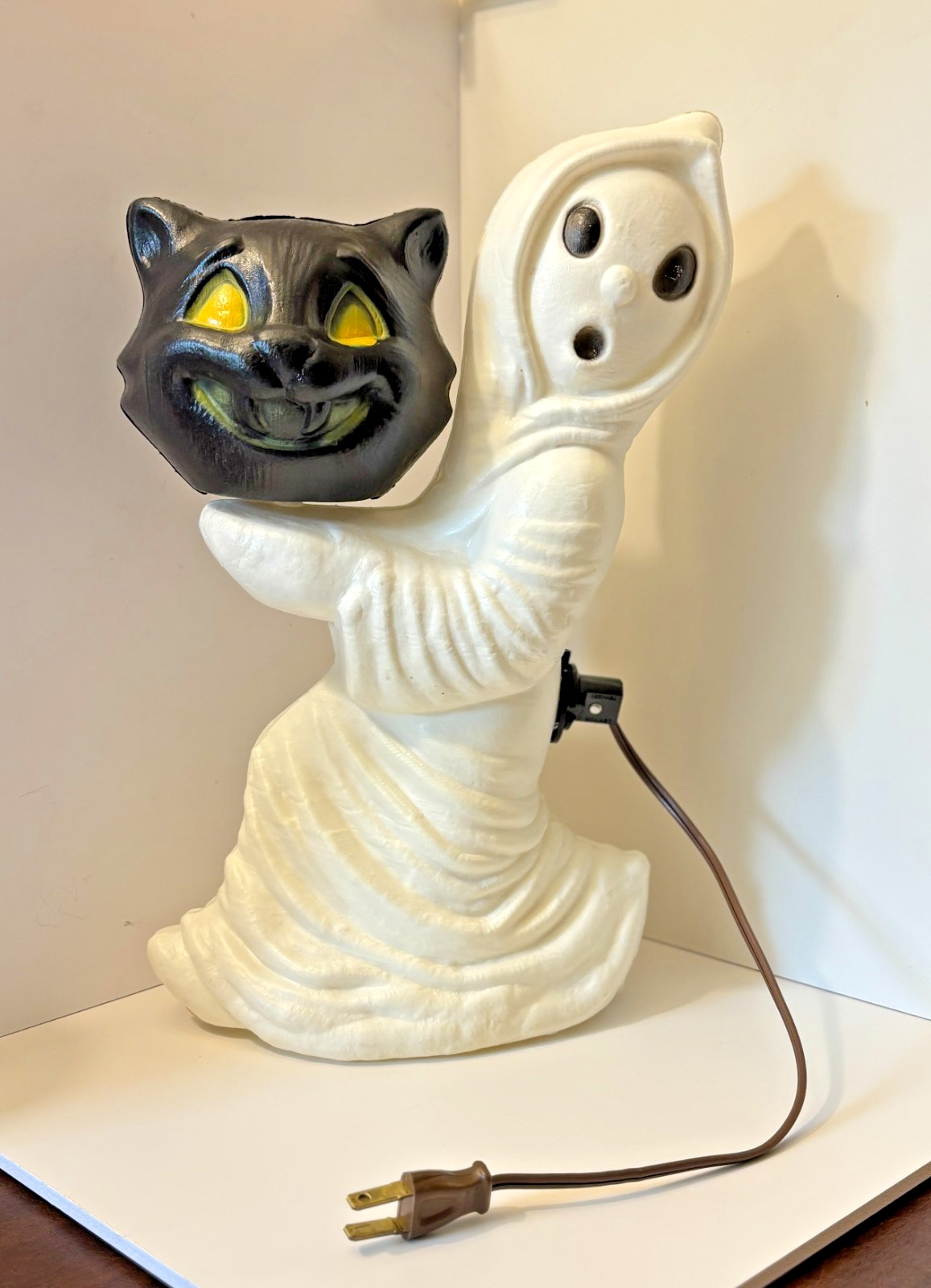 Vtg General Foam Plastics Halloween Ghost Black Cat Blow Mold Light 13\