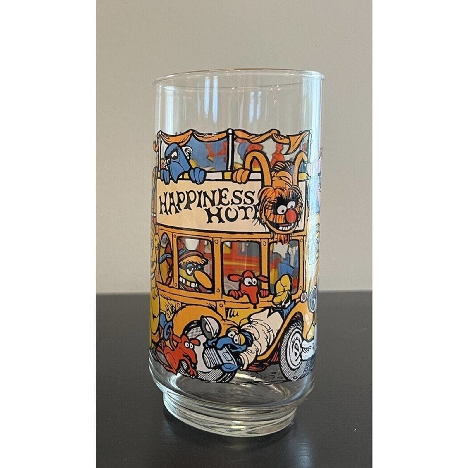 The Great Muppet Caper Happiness Hotel Drinking Glass McDonalds 1981 Vintage